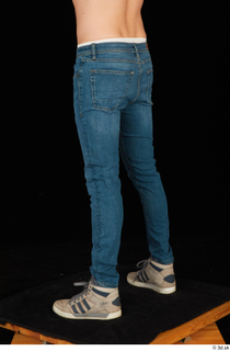  Stanley Johnson casual dressed jeans leg lower body sneakers 0004.jpg